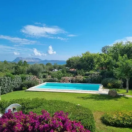 Villa With Pool, Garden And Sea View San Teodoro (Sardinia)